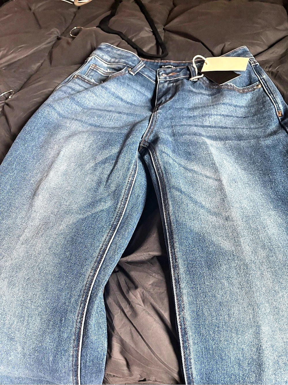 Flamingals Straight Leg Cotton Jeans in Blue Size Medium NWT